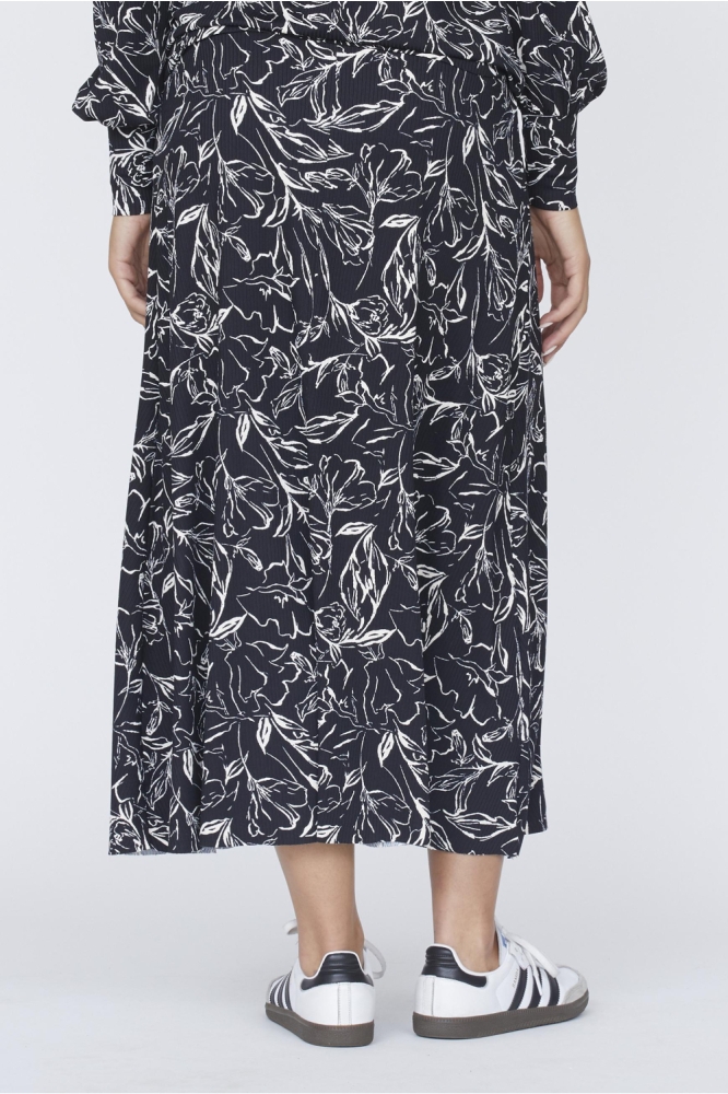 VYA SK20 18064 BLACK/FLOWER